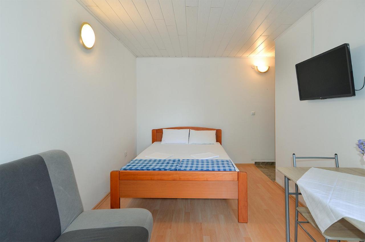 פאז'אנה Apartment Bozo 1631 מראה חיצוני תמונה